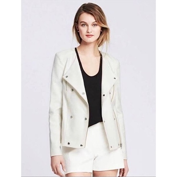 Banana Republic Jackets & Blazers - Banana Republic Tweed Asymmetrical Zip Blazer Moto Jacket